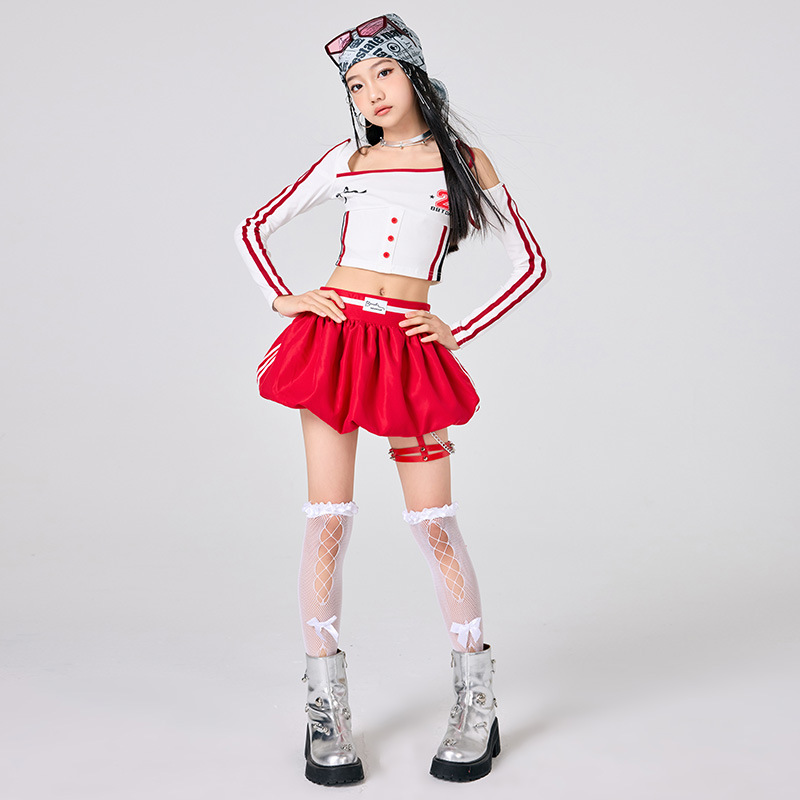 Street Fashion Kpop - สาว Hip Hop เสื้อผ้าสีขาวกระโปรงสีแดง Jazz Dance